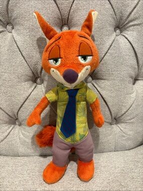 Disney Zootopia NICK WILDE Talking Plush - Excellent!!  stuffed animals toy toys